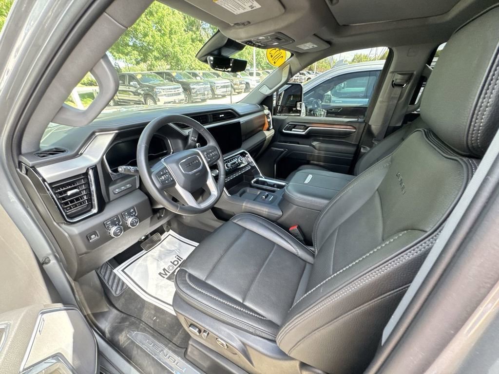 Used 2025 Sterling Metallic GMC Denali image 38