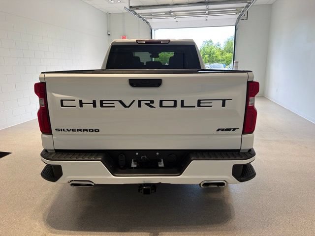 Used 2023 Summit White Chevrolet RST image 5