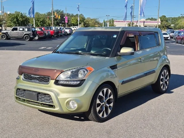 Used 2012 Green Kia Exclaim image 7