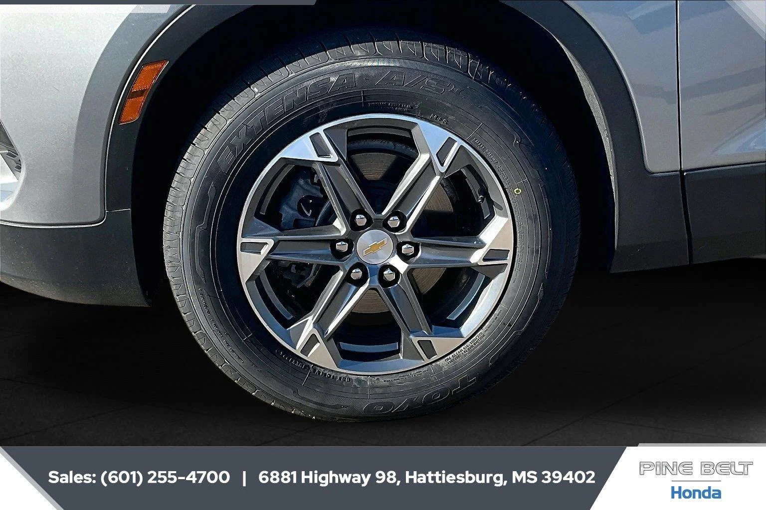 Used 2024 Sterling Gray Metallic Chevrolet LT image 7