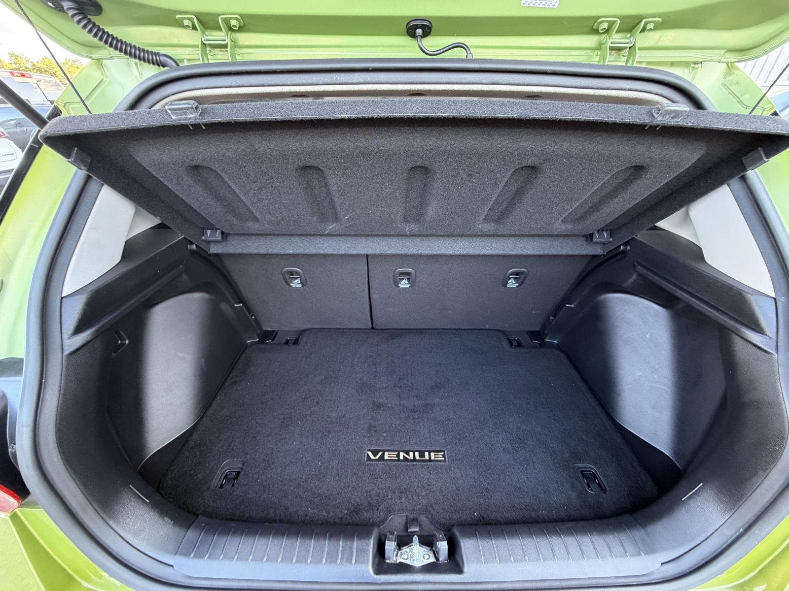 Used 2024 Green Apple Hyundai SEL image 20