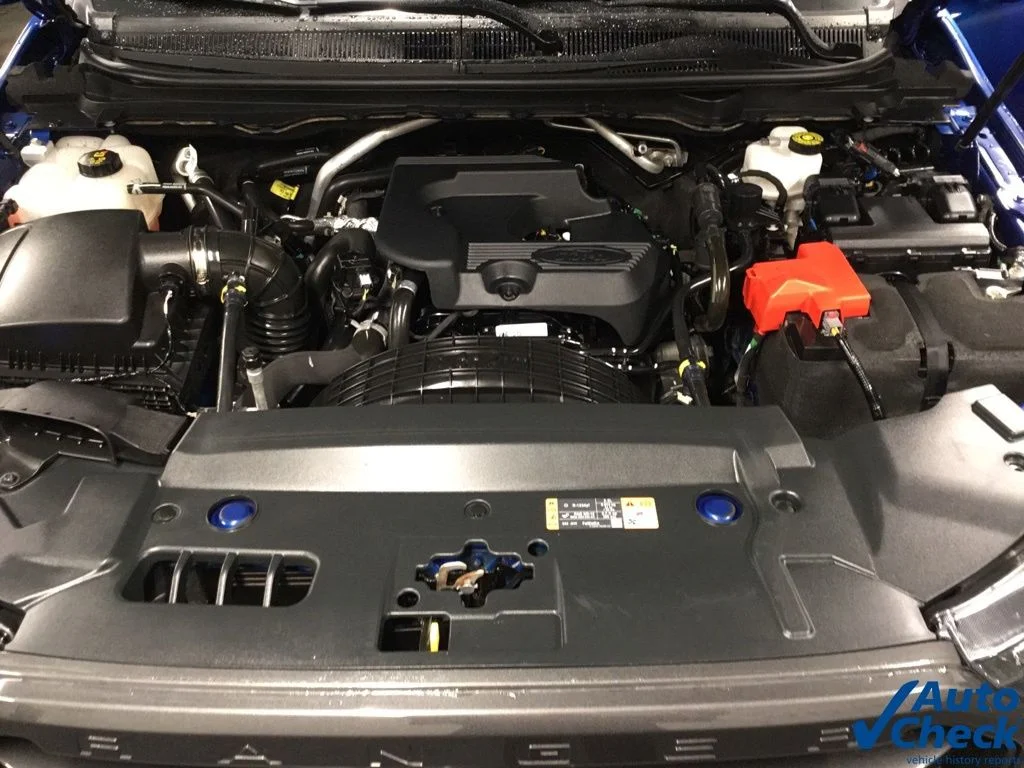 Used 2019 Blue Ford Lariat image 41