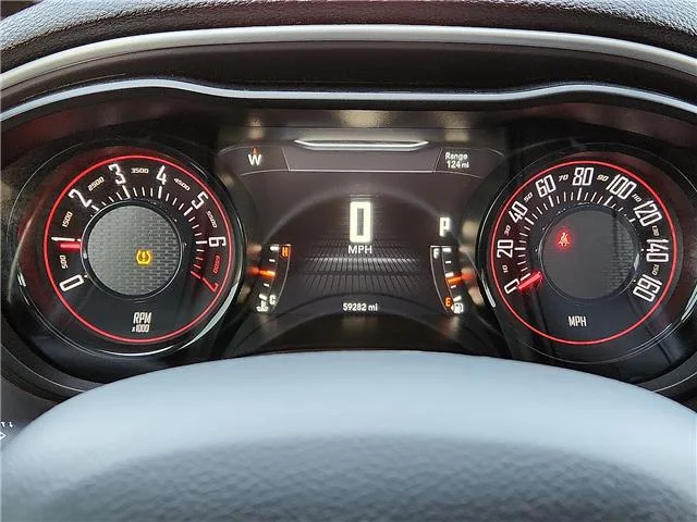 Used 2020 Gold Dodge SXT Rear-wheel Drive image 17