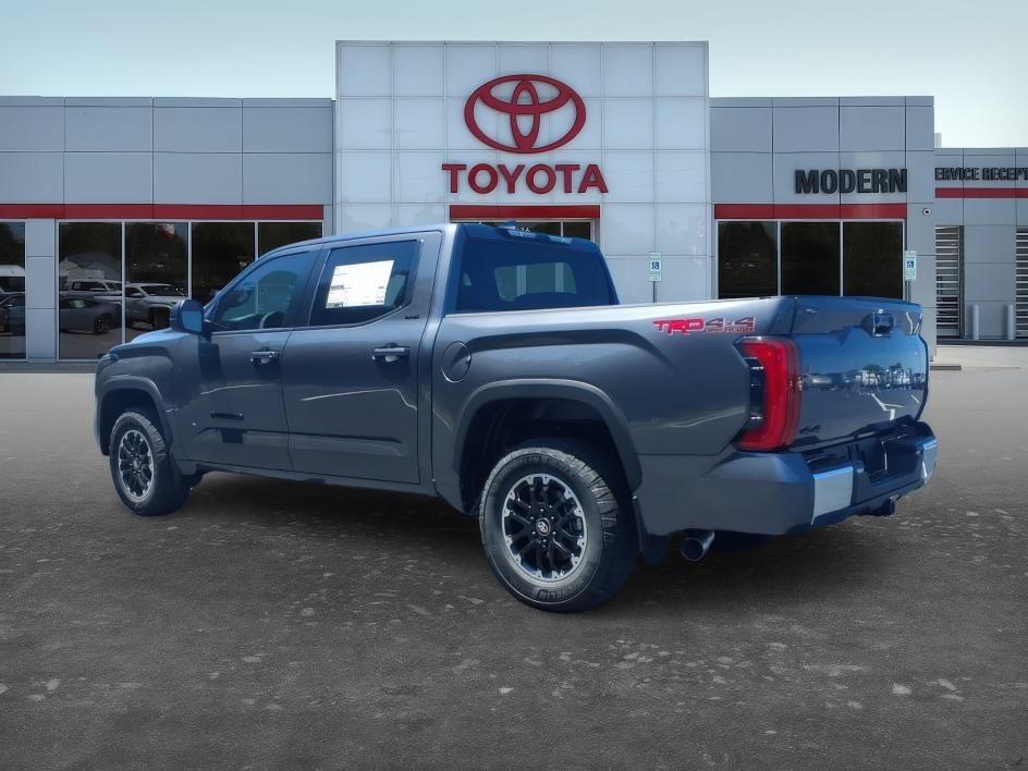 New 2026 Magnetic Gray Meta Toyota SR5 image 3