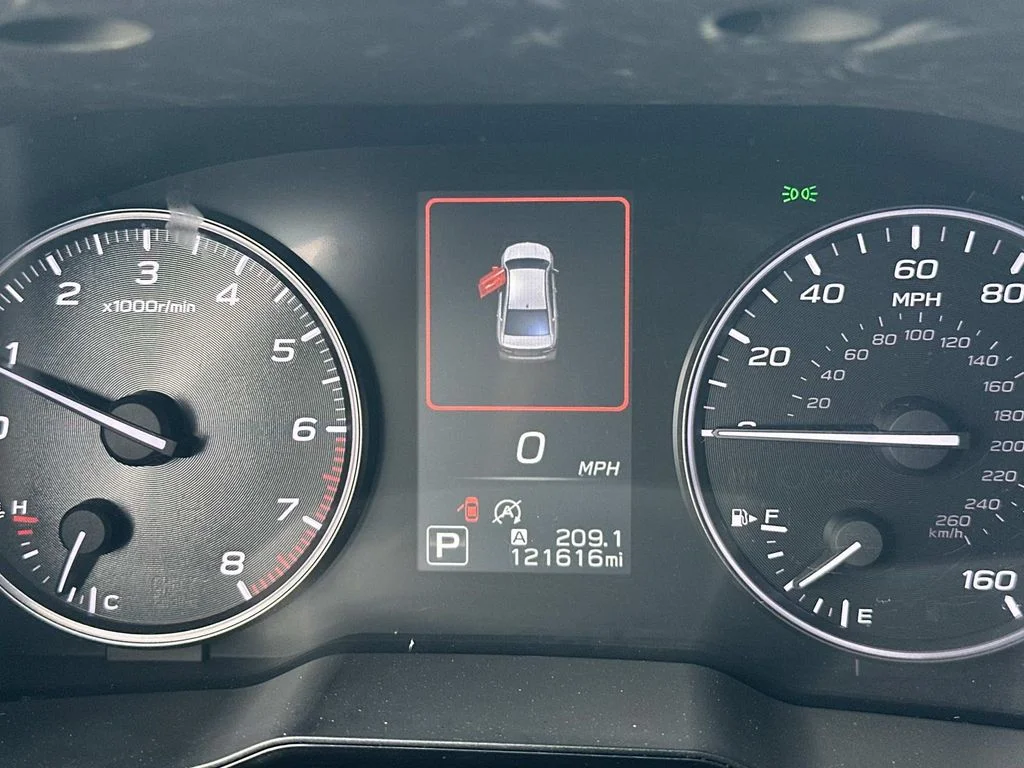 Used 2021 Gray Subaru Premium image 28