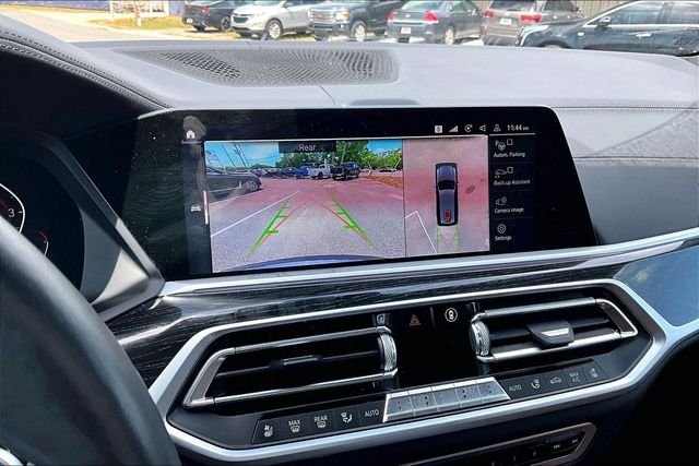 Used 2019 Gray BMW xDrive40i image 13