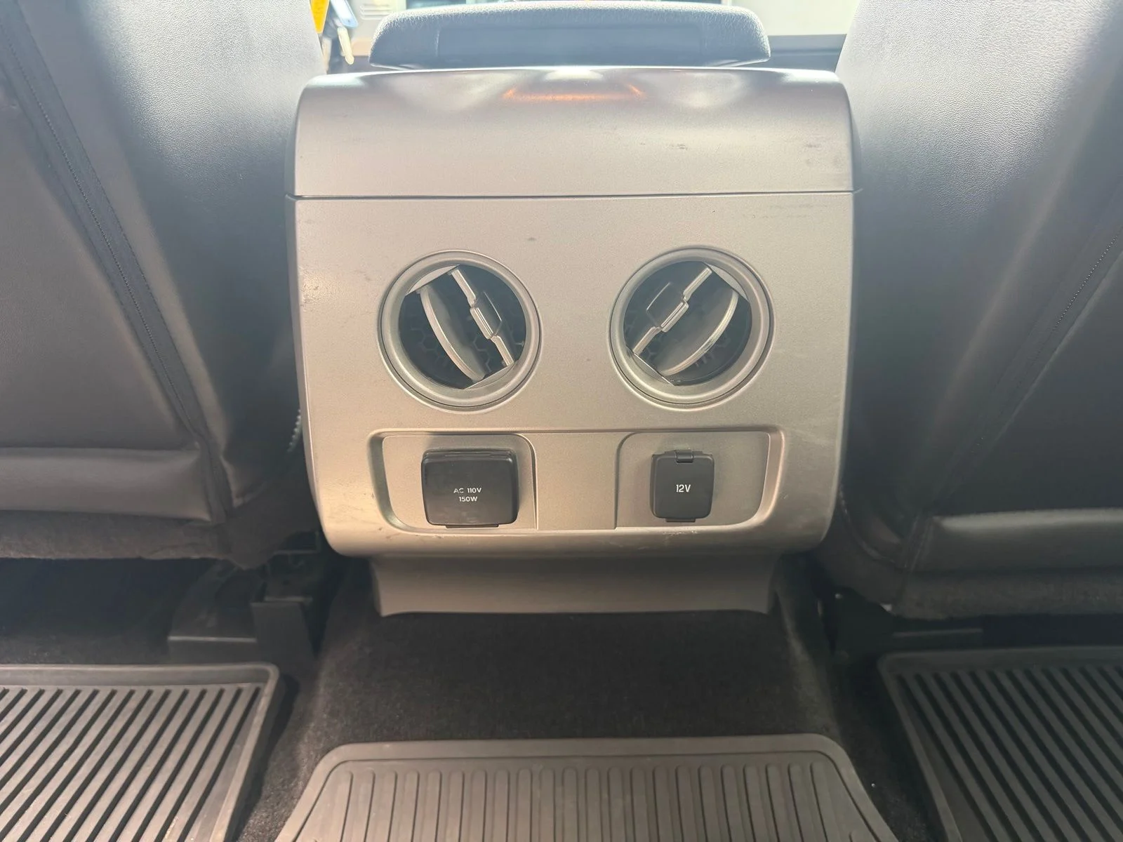 Used 2013 White Ford SVT Raptor image 30