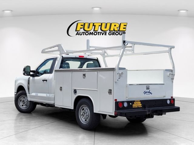 New 2026 Oxford White Ford F-250® XL image 30