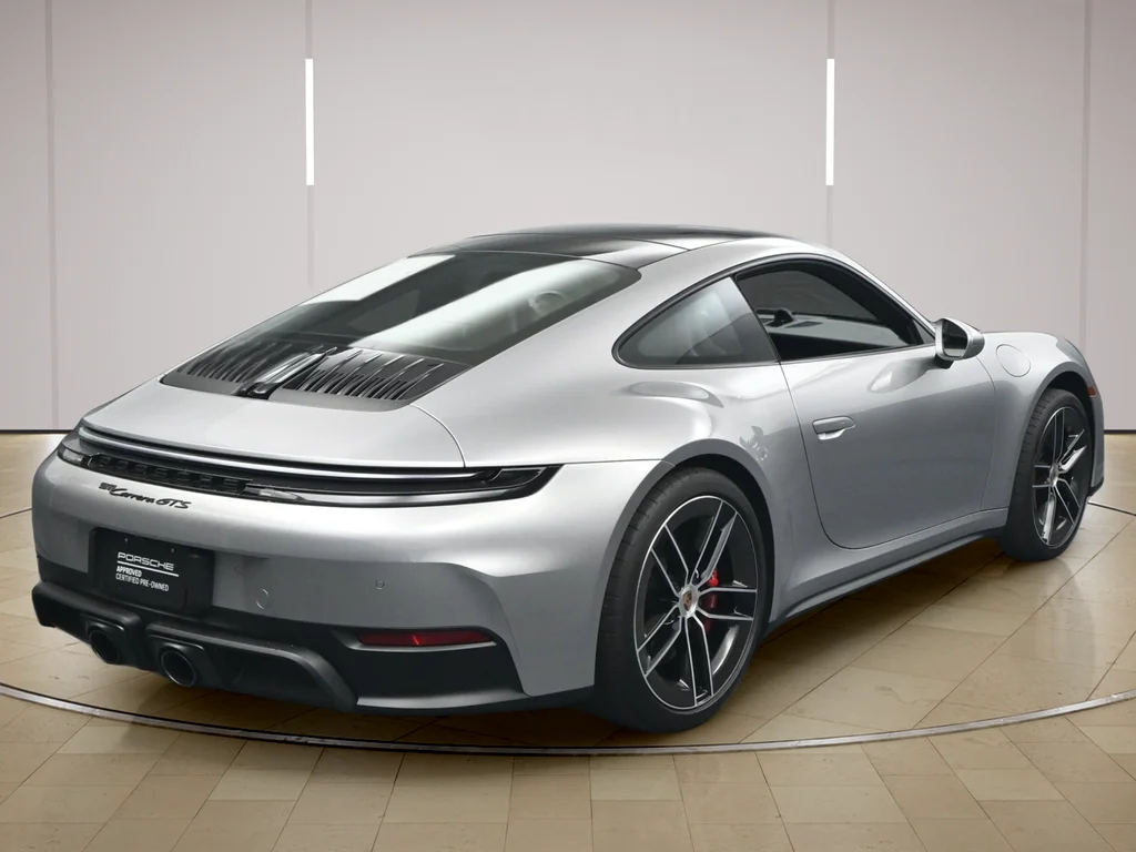 2025 Porsche 911 GTS - Photo 26