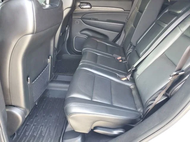 Used 2019 Billet Silver M Jeep High Altitude image 23