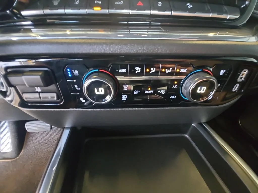 Used 2024 Sterling Gray Metallic Chevrolet High Country image 23