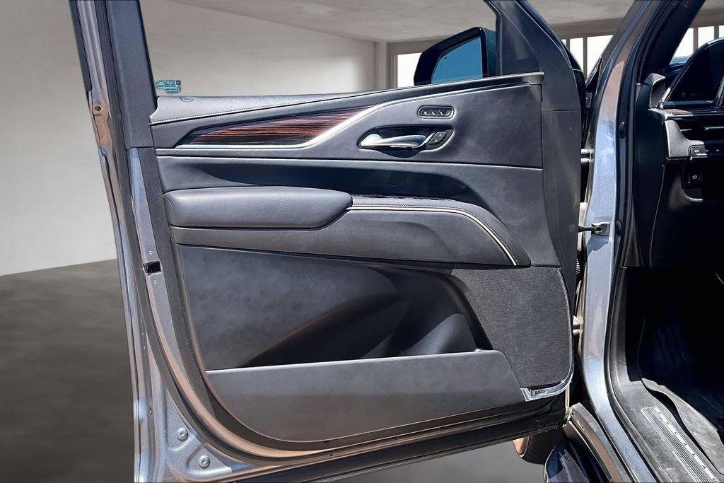 Used 2021 Gray Cadillac Premium Luxury image 17