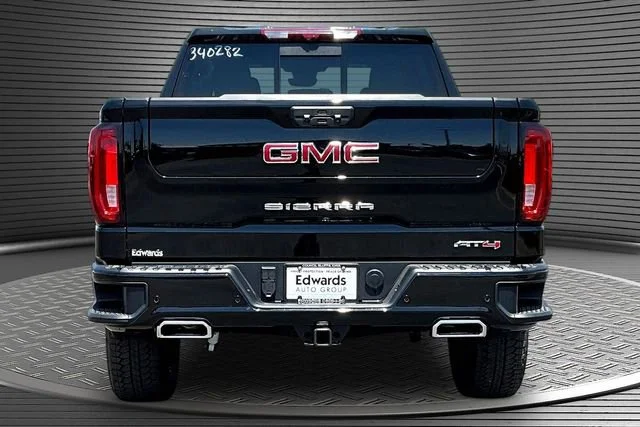 New 2026 Onyx Black GMC AT4 image 4