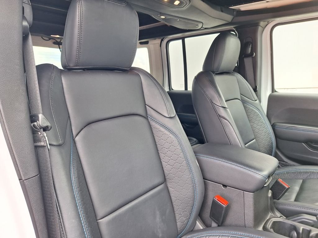 Used 2024 White Jeep High Altitude 4xe image 28