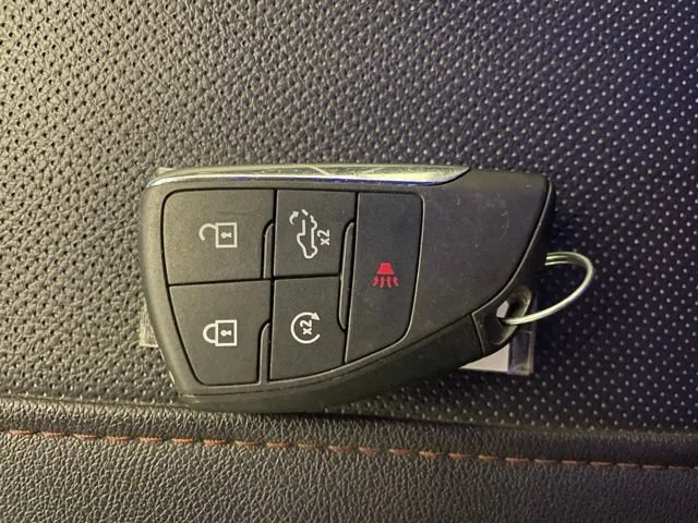 Used 2024 Dynamic Blue Metallic GMC AT4 image 31
