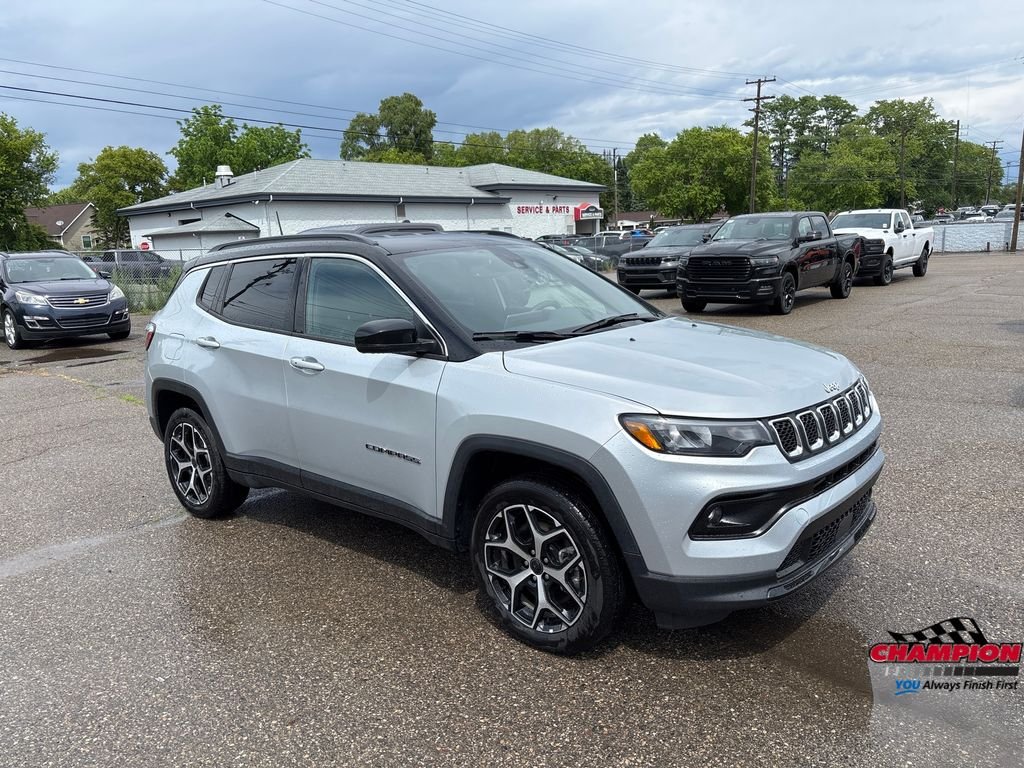 Used 2025 Silver Jeep Limited image 8