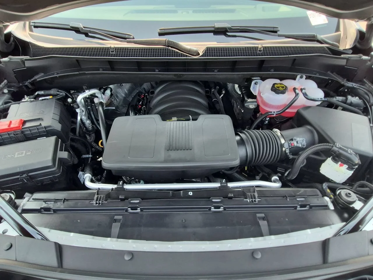 New 2026 Sterling Gray Metallic Chevrolet Z71 image 31