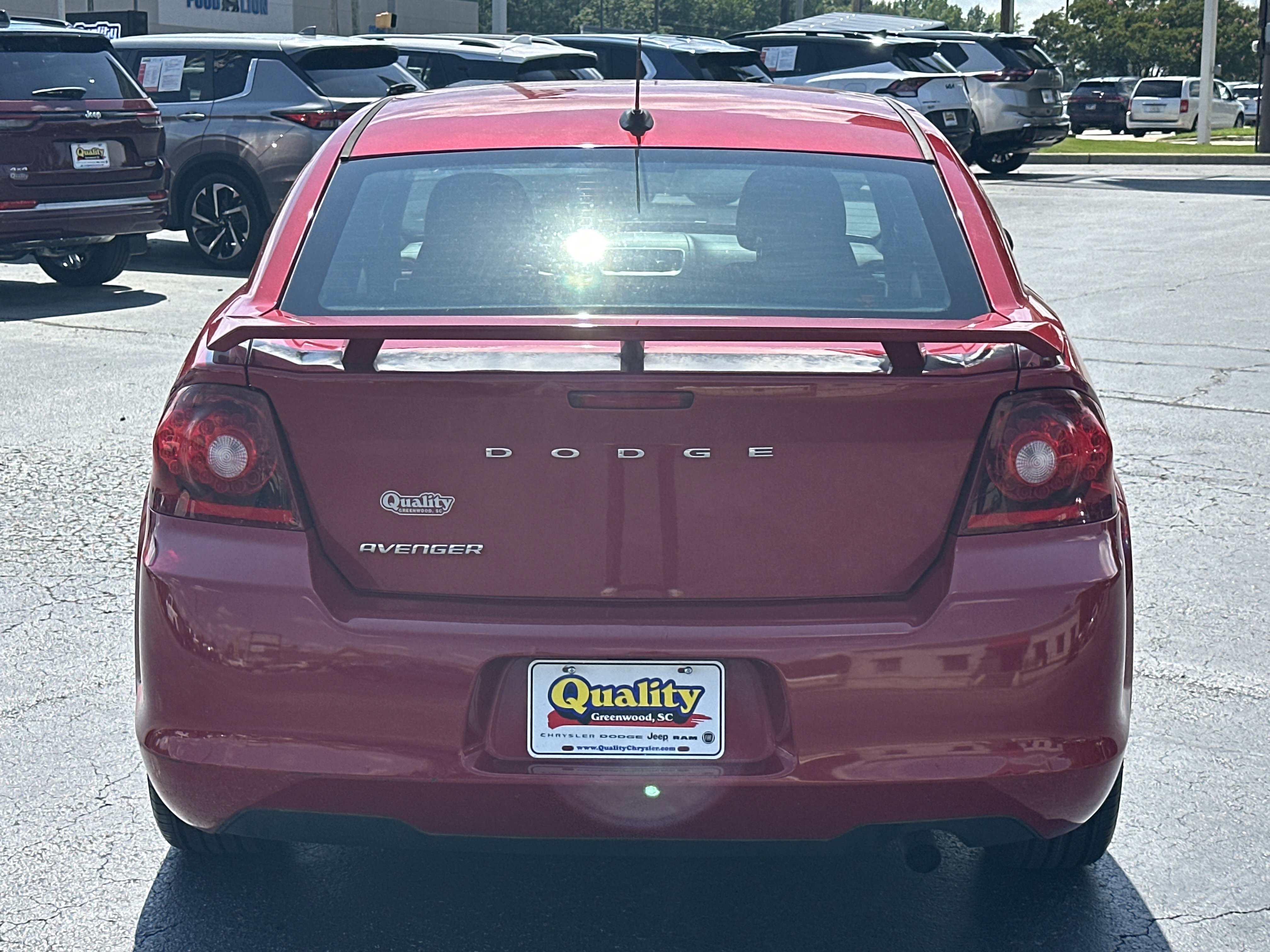 Used 2013 Redline 2-Coat Pearl Dodge SXT image 7
