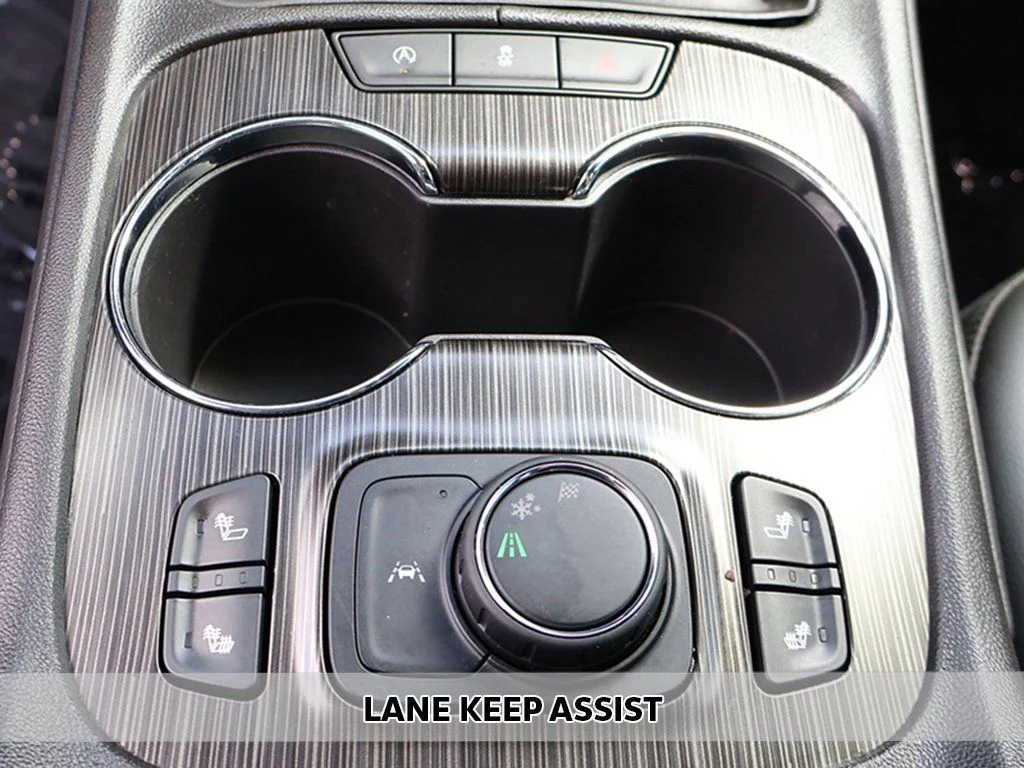 Used 2023 Silver GMC SLT image 4