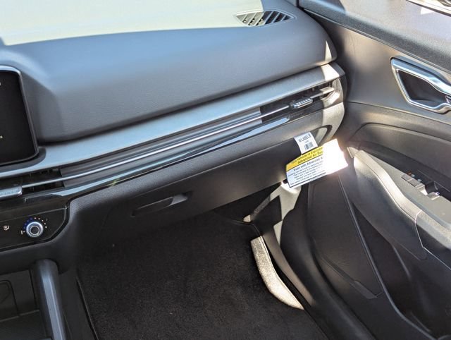 Used 2026 Ebony Black Kia LX image 17