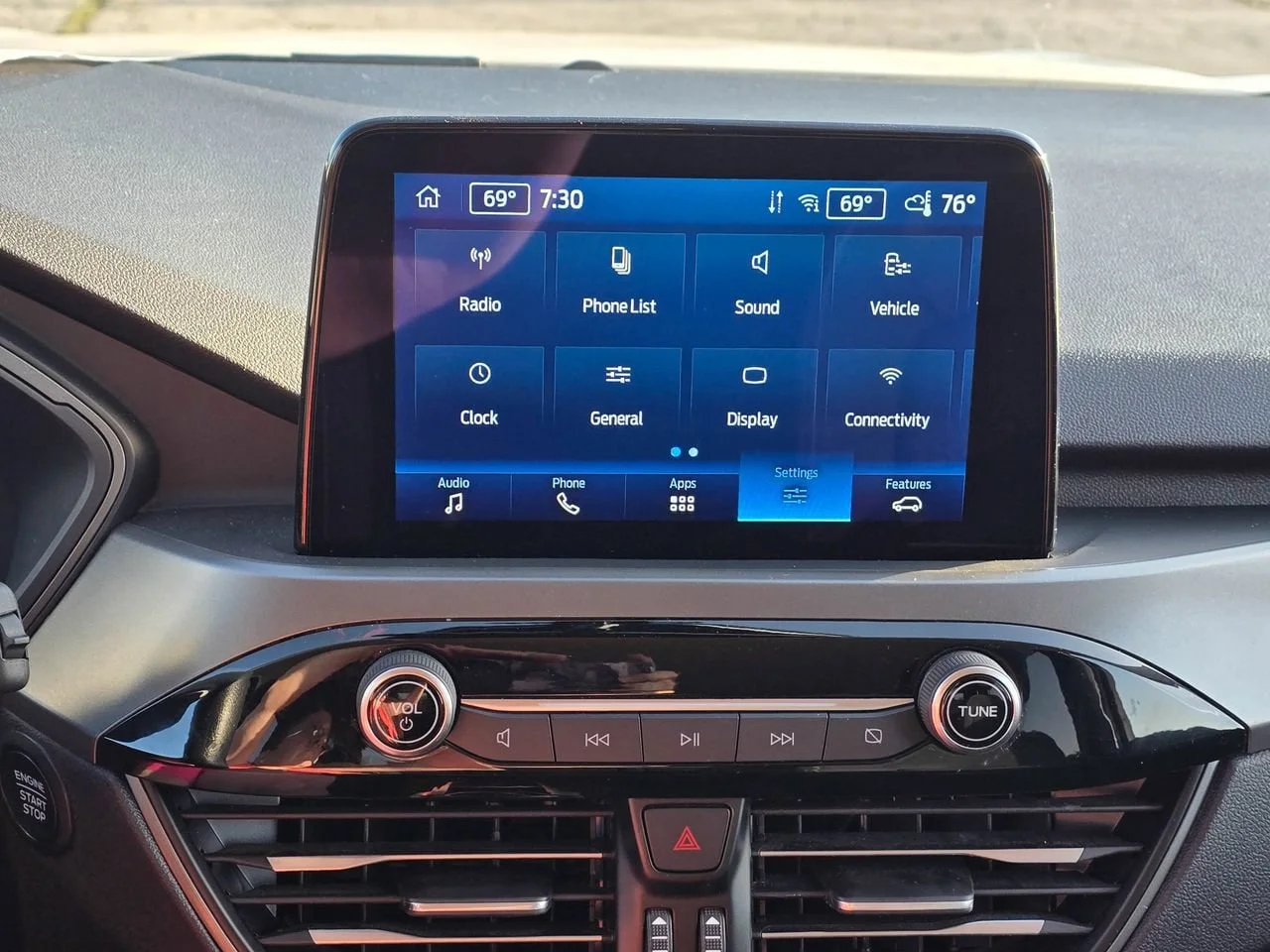 Used 2025  Ford Active image 13
