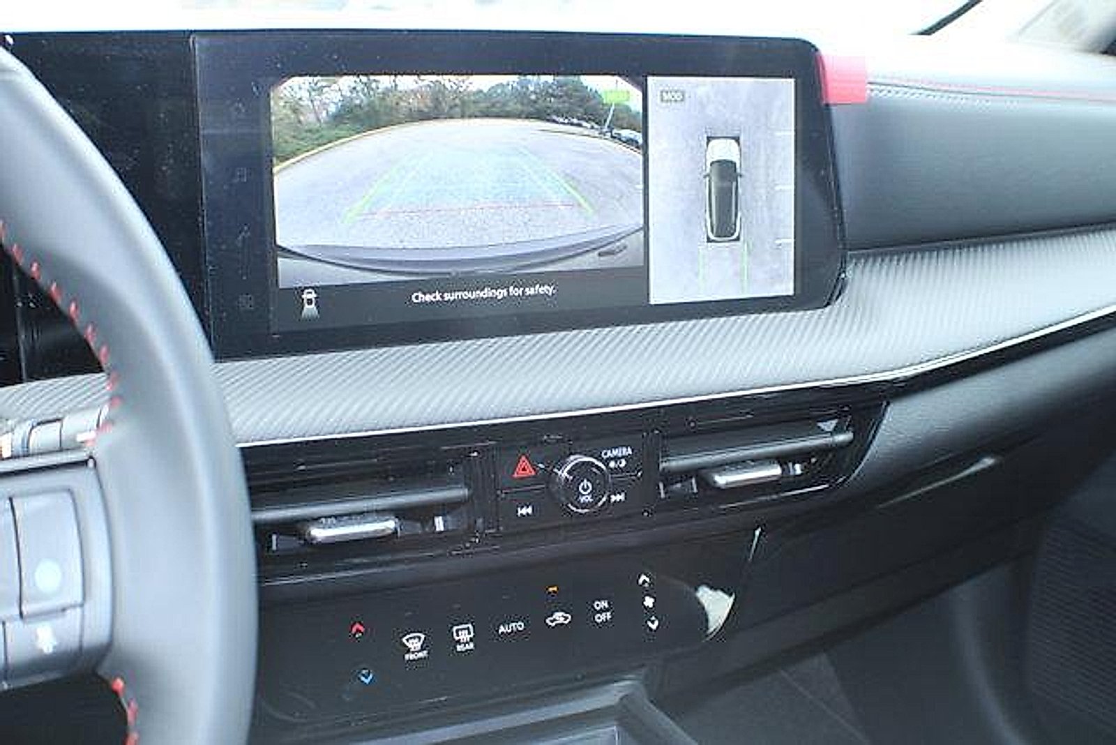 2026 Nissan KICKS SR - Photo 10