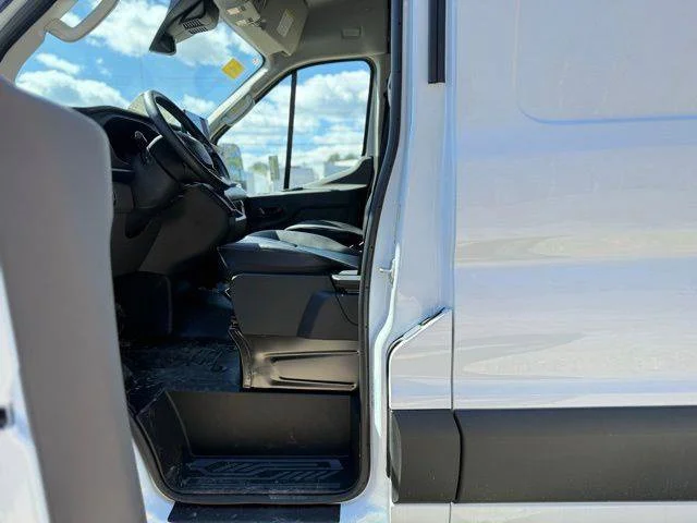 New 2026 White Ford Base image 13