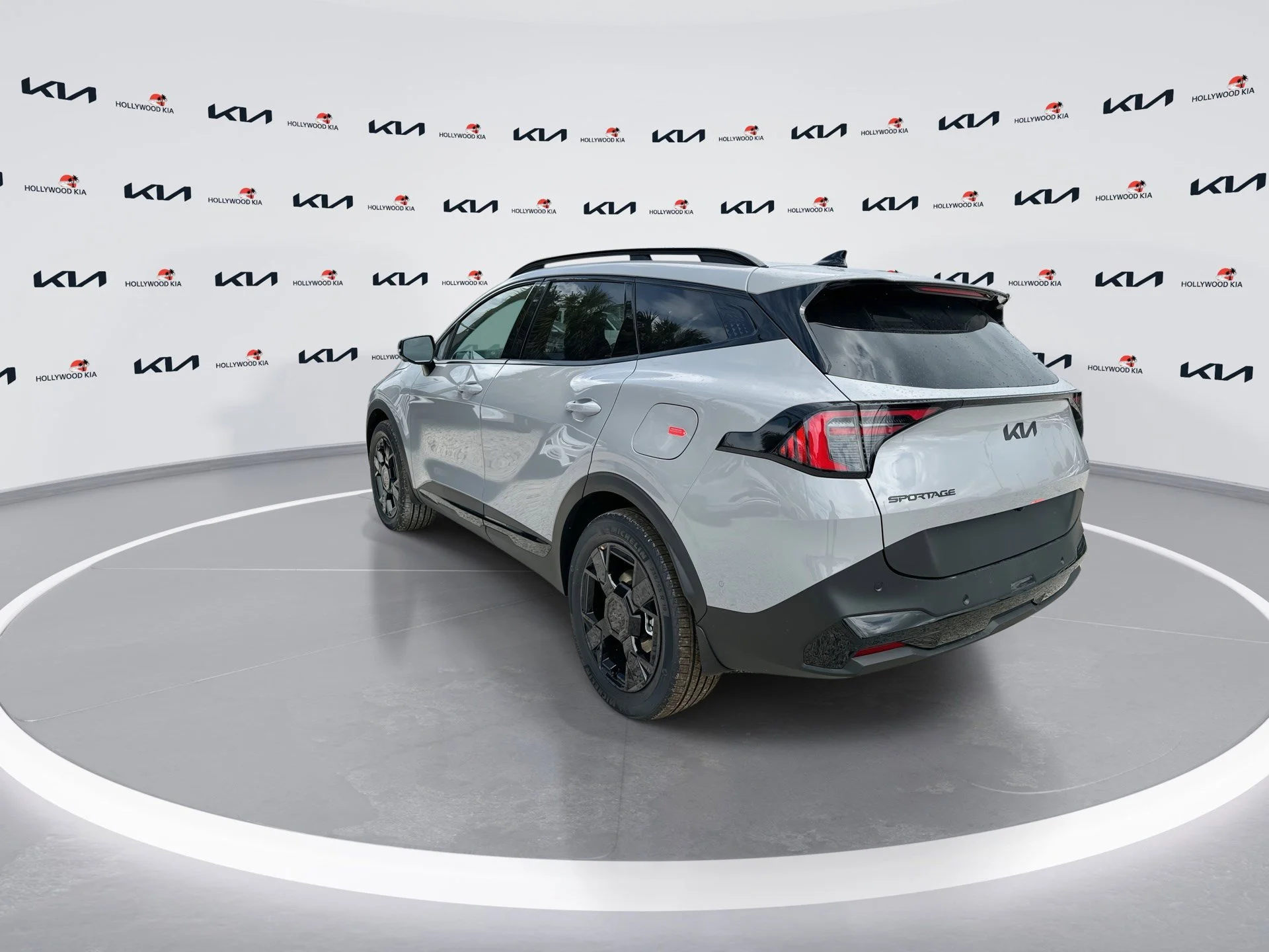 New 2026 Wolf Gray Kia X-Line Prestige image 6