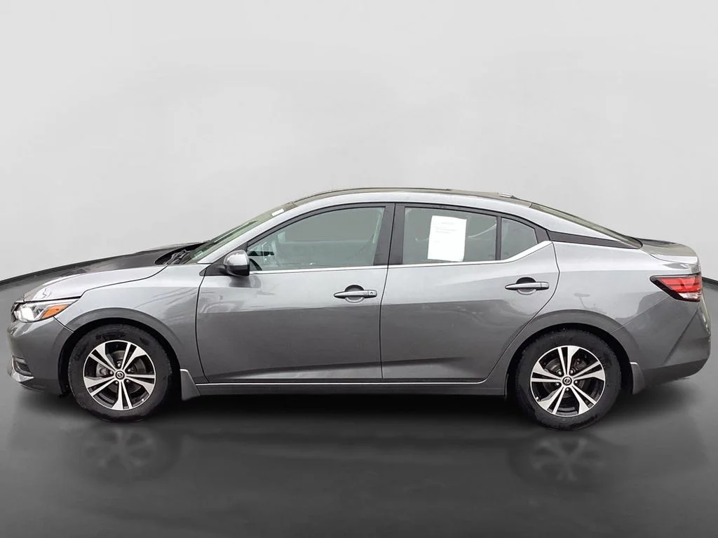 Used 2022 Gray Nissan SV image 8