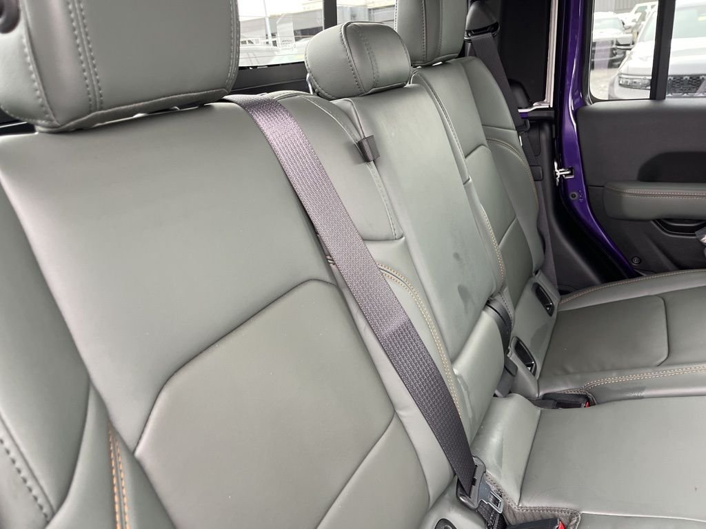 New 2026 Reign Exterior Paint Jeep Mojave X image 50