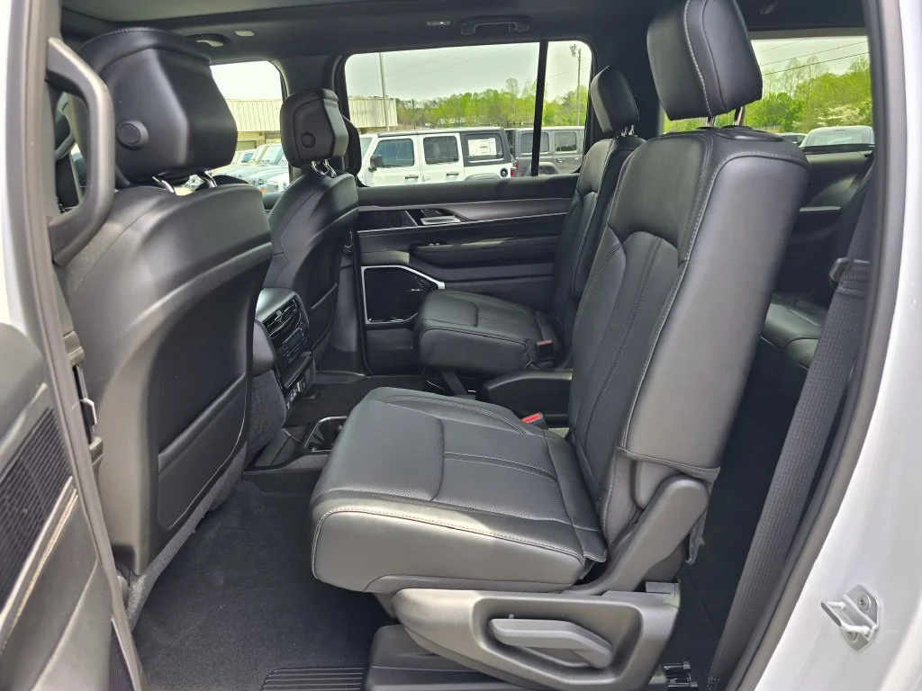 New 2026 White Jeep Limited Altitude image 10