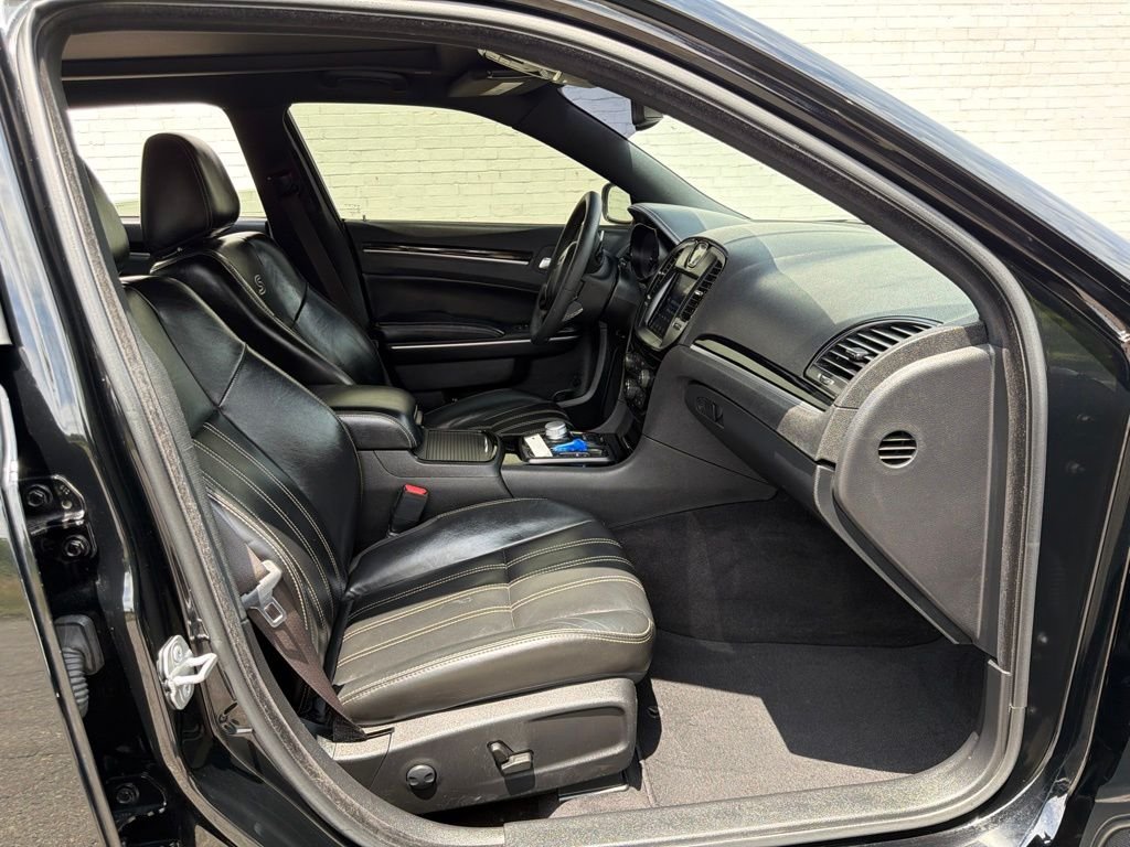 2022 Chrysler 300 S - Photo 12