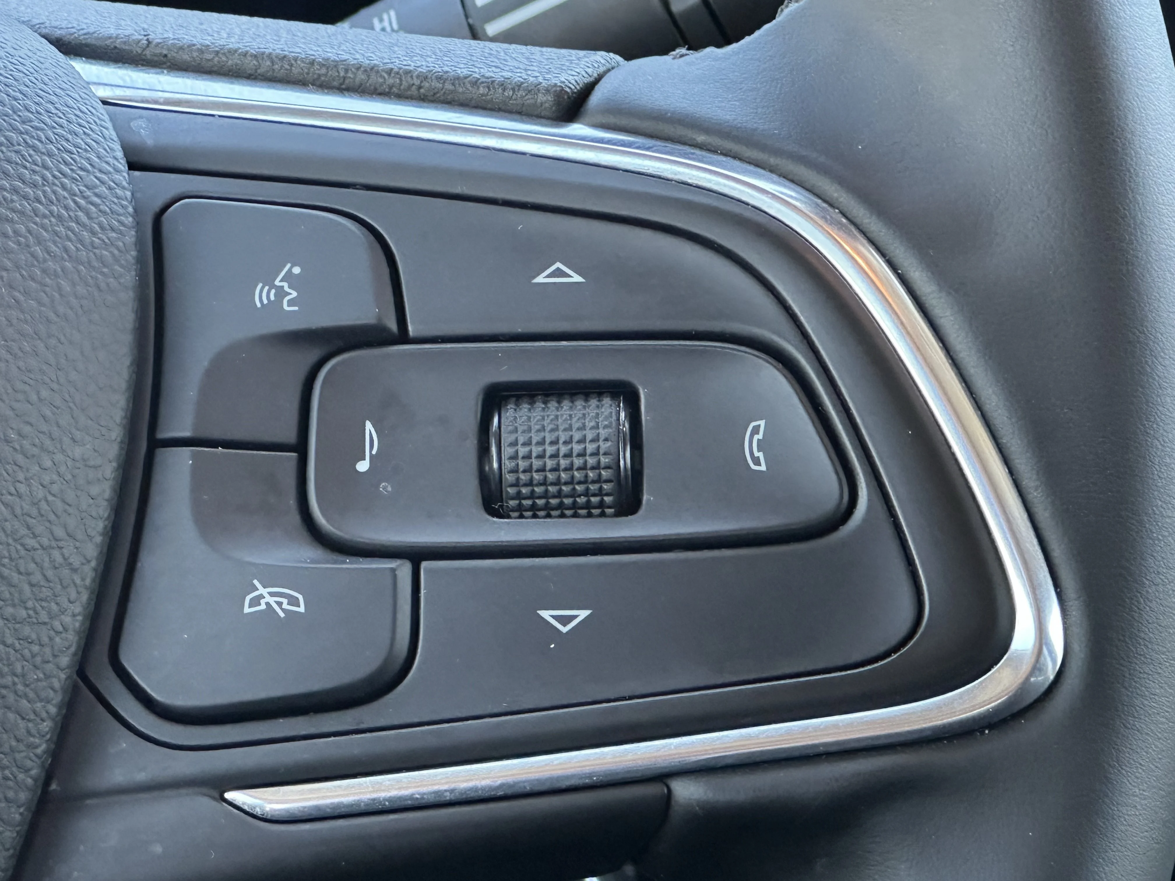 Certified Used 2026  Buick Sport Touring image 13