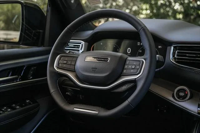 New 2026 High Gloss Black Exterior Paint Jeep Grand Wagoneer image 15