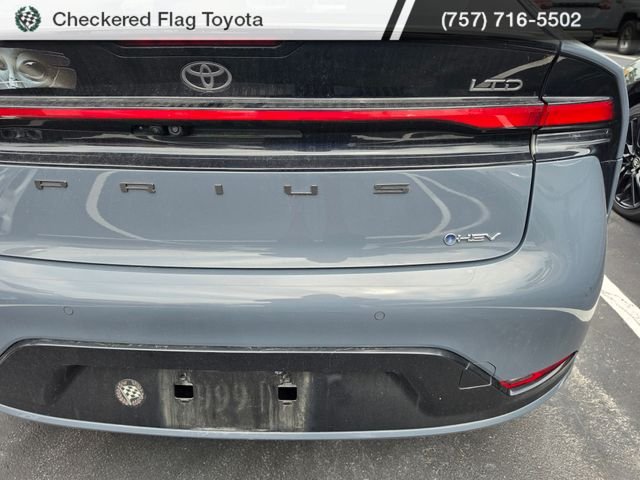 Used 2023 Guardian Gray Toyota Limited image 7