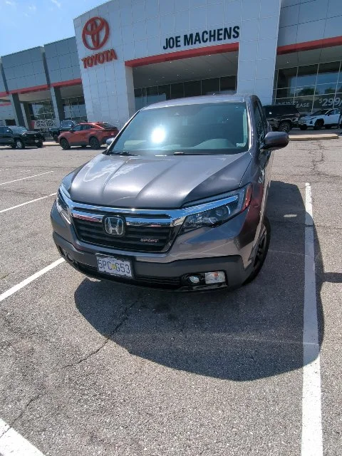 Used 2020 Gray Honda Sport image 2
