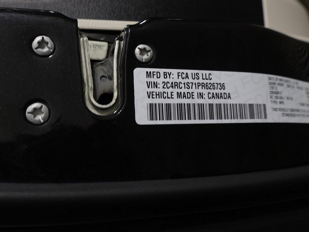 Used 2023 Black Chrysler Limited image 55
