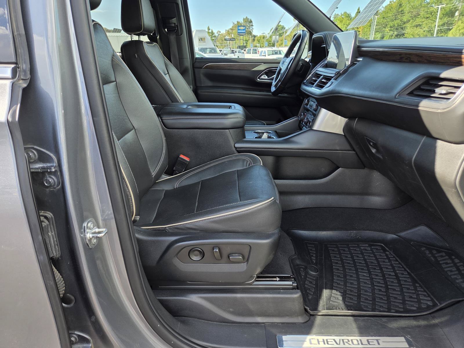 Used 2022 Satin Steel Metallic Chevrolet Premier image 20