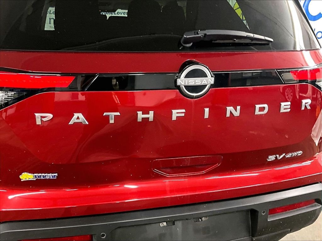 Used 2022 Red Nissan SV image 27