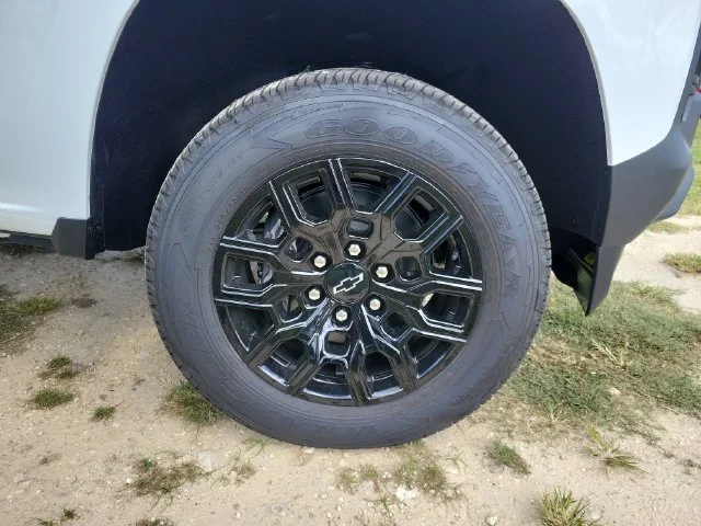 2026 Chevrolet Colorado Work Truck - Photo 6