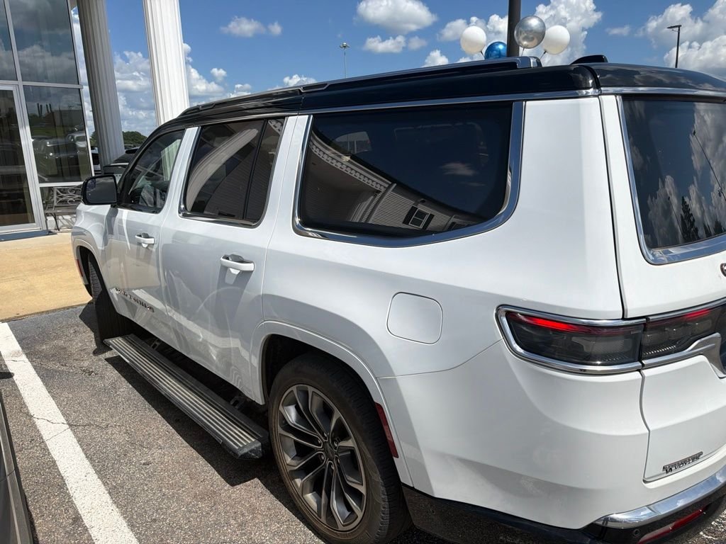 2023 Jeep Grand Wagoneer Series III - Photo 3