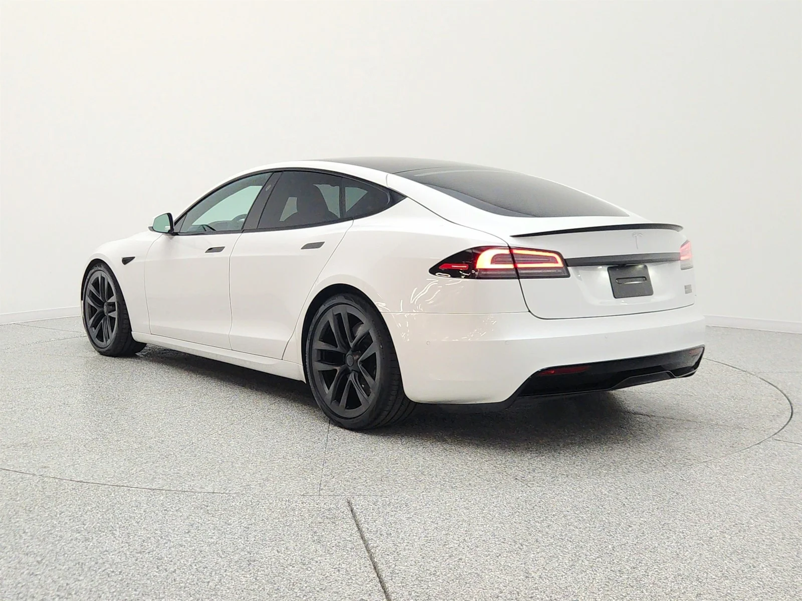 Used 2023 Pearl White Multi-Coat Tesla Plaid AWD image 7