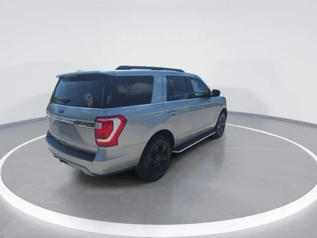 Used 2020 Silver Ford XLT image 8