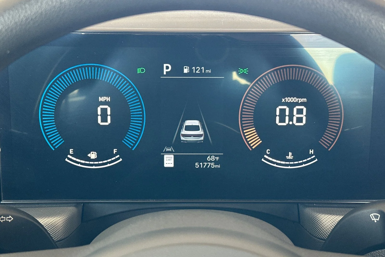 Used 2025 Black Hyundai SEL image 23