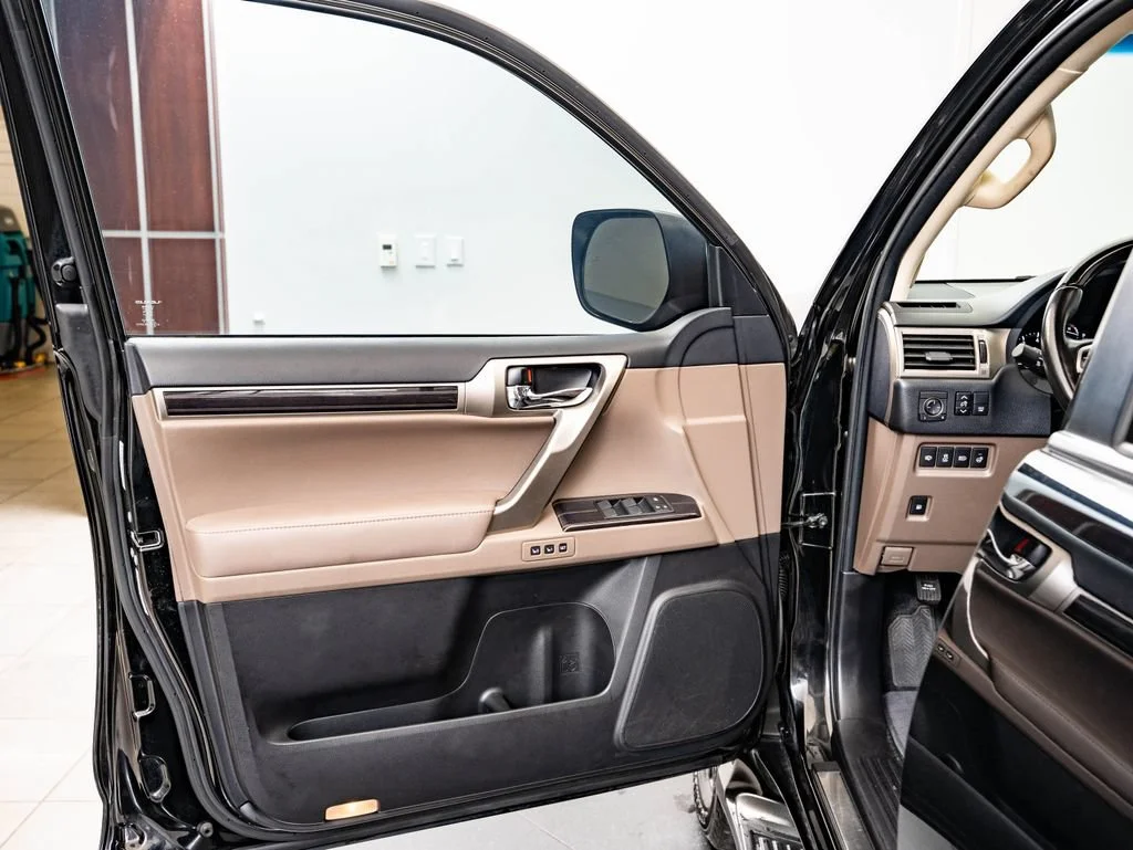 Used 2021 Onyx Black Lexus 460 Premium image 25