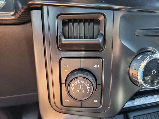 New 2026 Silver Metallic Ford Lariat image 29