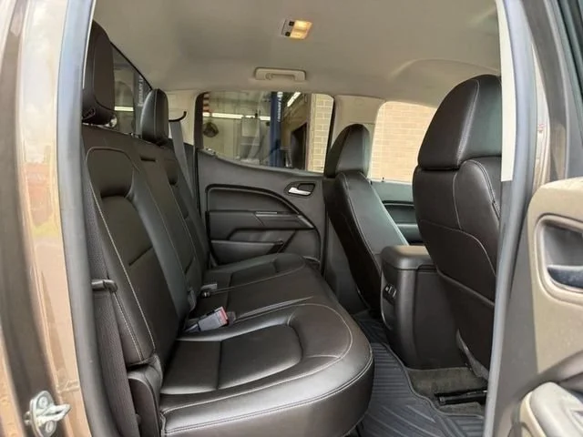 Used 2015 BROWNSTONE METALLIC Chevrolet 2WD LT image 10