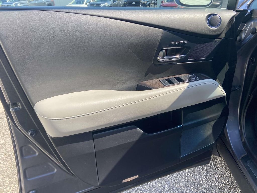 Used 2015 Gray Lexus 350 image 9