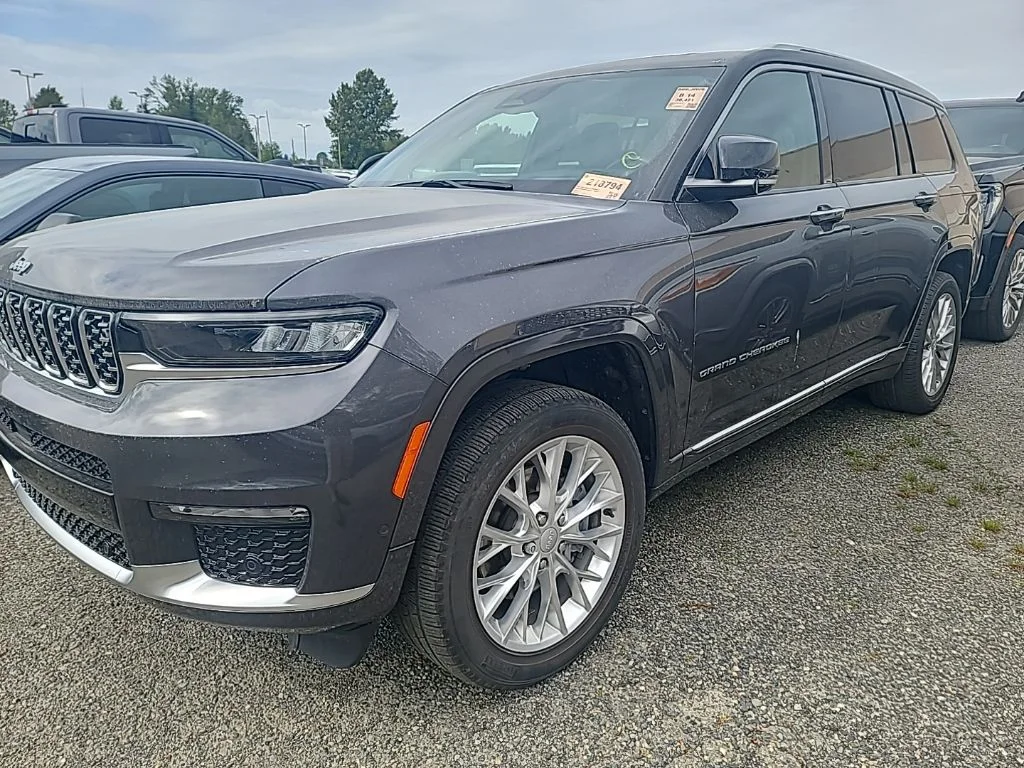 2021 Jeep Grand Cherokee L Summit's photo