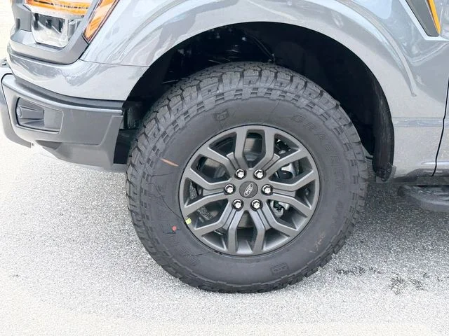 New 2026 Carbonized Gray Metallic Ford Tremor® image 4
